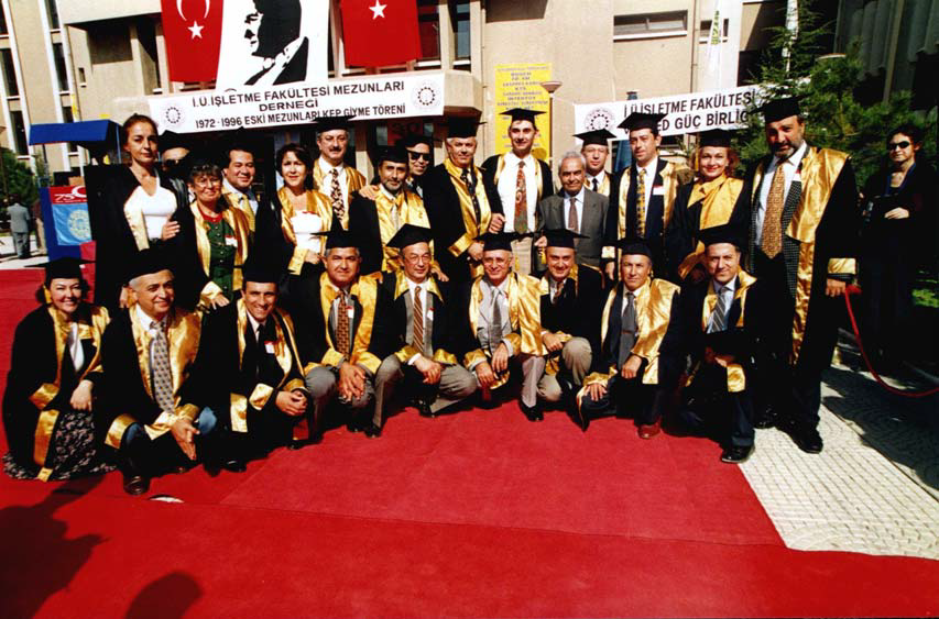 istanbul universitesi isletme fakultesi mezunlar dernegi isletmelilik oncu katilimci acikliktan yana bir liderliktir